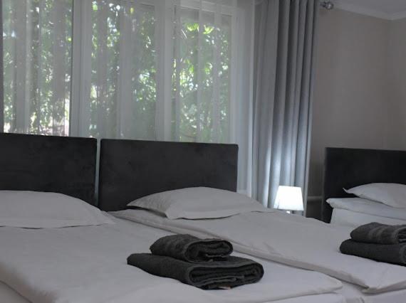 Jamilya'S B&B Guest House Karakol Ngoại thất bức ảnh